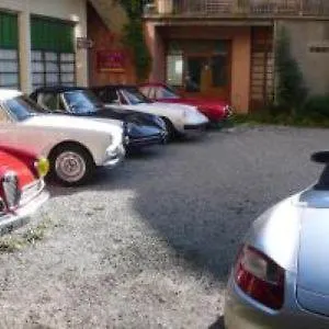 La Rose Des Alpes A Serres, 3 Chambres, Capacite 4 A 8 Personnes, Cuisine, Terrasse, Parking Et Garage Serres (Hautes-Alpes)